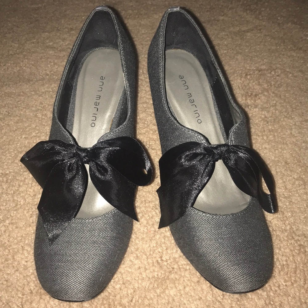 Bow-Printed Heels